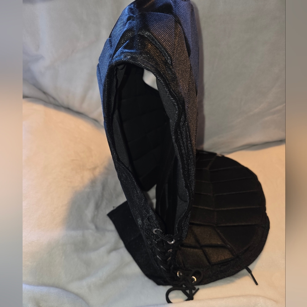 Black Riding Vest - Picture 5 of 10